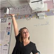 Je suis en formation pour devenir professeur des écoles l’année prochaine ! L’enseignement a toujours été ma passion.